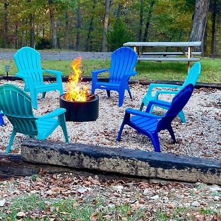 Secluded 2 Story Cabin Pool Wifi Smart Tvs Юрика Спрингс Экстерьер фото